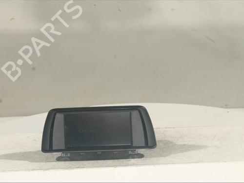 Used Display monitor BMW 1 (F21) 118 d (143 hp) 26672729