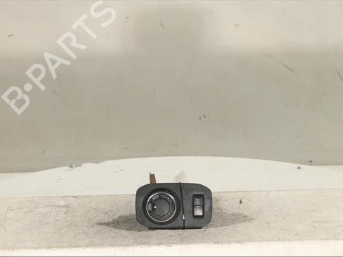 Used Switch Switch DACIA DUSTER (HM_) 1.5 dCi 110 4x4 (HMAB) (109 hp) 17751341 17751341