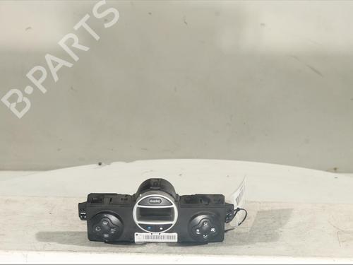 Used Climate control RENAULT CLIO III (BR0/1, CR0/1) 1.5 dCi (88 hp) 16150542