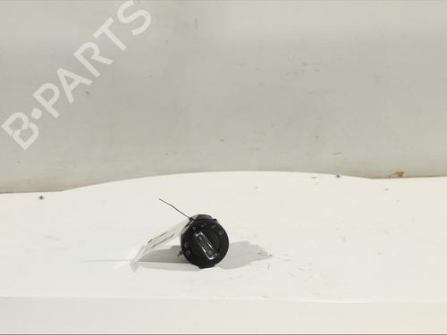 Used Headlight switch SEAT ATECA (KH7, KHP) 1.5 TSI (150 hp) 11981587