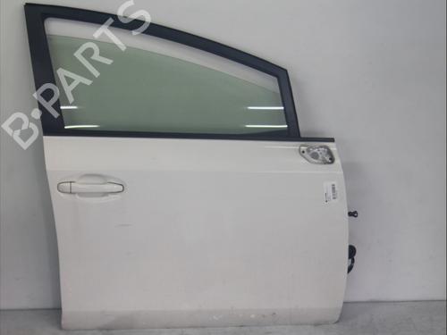 Used Right front door Right front door TOYOTA PRIUS PLUS (_W4_) 1.8 Hybrid (ZVW40W, ZVW41W) (136 hp) 35936610 35936610