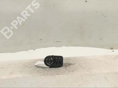Used Headlight switch OPEL CORSA F (P2JO) 1.2 (68) (101 hp) 11984048