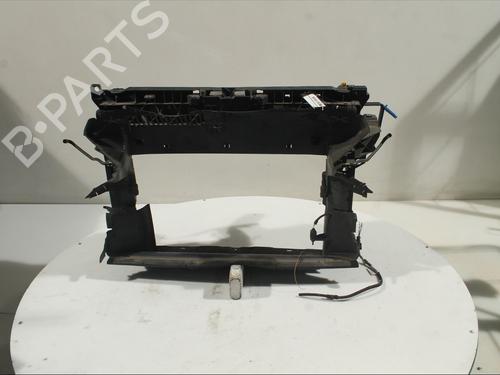 Used Front slam panel SEAT ATECA (KH7, KHP) 1.5 TSI (150 hp) 31077507