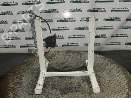 Used Front right window mechanism TOYOTA AYGO (_B4_) 1.0 (KGB40) (69 hp) 12077516