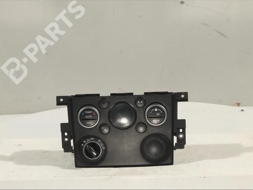 Used Climate control SUZUKI GRAND VITARA II (JT, TE, TD) 1.9 DDiS All-wheel Drive (JT419, TD44, JB419WD, JB419XD,... (129 hp) 11910701
