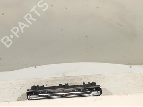 climate-control-mercedes-benz-a-class-w177-2018-29419927 main image