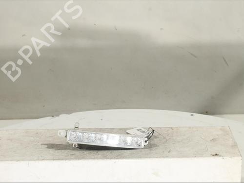 Used Right daytime light Right daytime light PEUGEOT 308 II (LB_, LP_, LW_, LH_, L3_) 1.6 HDi (92 hp) 17208549 17208549