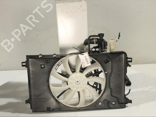 Used Radiator fan TOYOTA YARIS CROSS (MXP_) 1.5 Hybrid (MXPJ10) (116 hp) 29382861