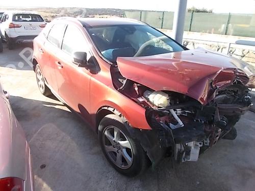 Used Parts VOLVO V40 Cross Country (526) D2 (114 hp) 2010314