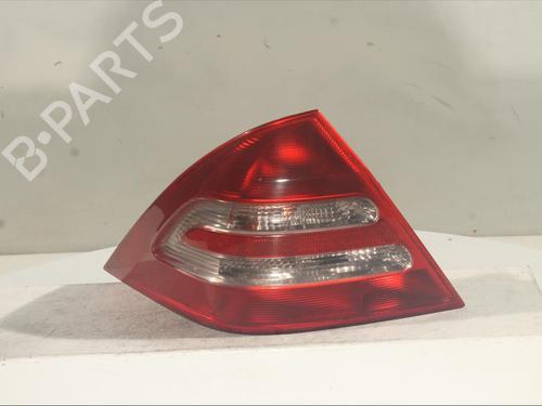 Used Left taillight MERCEDES-BENZ C-CLASS (W203) [2000-2007]  21500115