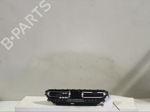 climate-control-bmw-1-f40-2019-33222836 main image