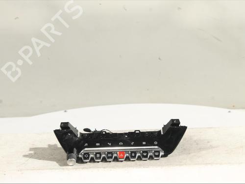 Used Switch Switch PEUGEOT 2008 II (UD_, US_, UY_, UJ_, UR_, UC_) 1.2 PureTech 130 (USHNS, URHNS) (130 hp) 25864930 25864930