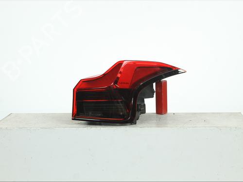 Used Right taillight Right taillight LEXUS UX (_AA1_, _AH1_, _MA1_) 250h (MZAH10) (178 hp) 40274069 40274069
