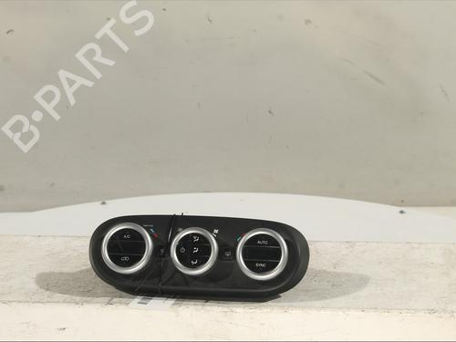 climate-control-fiat-500x-334_-2014-30767573 main image