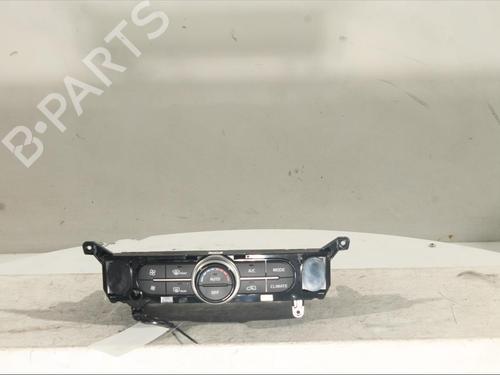 Used Climate control Climate control KIA SOUL II (PS) 1.6 GDI (132 hp) 18049805 18049805