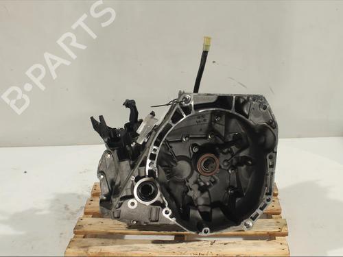 Used Gearbox Gearbox DACIA SANDERO II TCe 90 (B8M1, B8MA, B8AC) (90 hp) 11910618 11910618