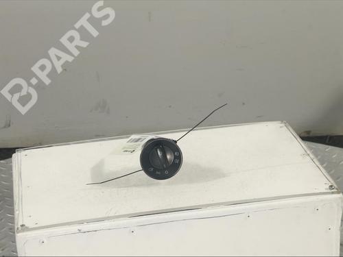 Commande de phare SKODA OCTAVIA II (1Z3) 1.6 TDI (105 hp) 11981262