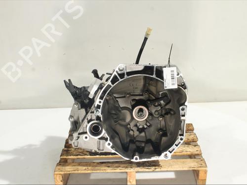 Used Gearbox Gearbox DACIA SANDERO II TCe 90 (B8M1, B8MA, B8AC) (90 hp) 24856955 24856955