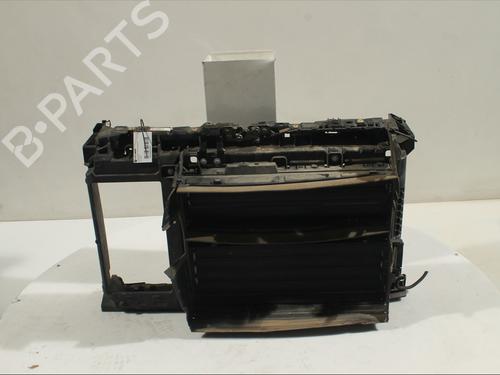 Frontplate/Frontkurv PEUGEOT 208 II (UB_, UP_, UW_, UJ_) 1.2 PureTech 100 (101 hp) 28350385