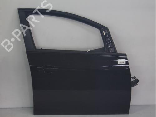 right-front-door-ford-focus-iii-2010-2011-2012-2013-2014-2015-2016-2017-2018-2019-2020-33836562 main image