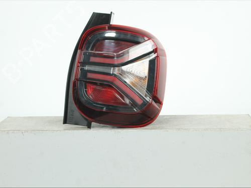 Used Right taillight Right taillight DACIA DUSTER (HM_) 1.5 dCi 115 4x4 (HMAD) (116 hp) 40205563 40205563