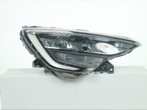 right-headlight-renault-arkana-i-lcm_-ldn_-2019-33948811 main image