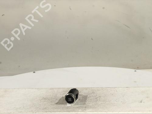 switch-mazda-cx-30-dm-2019-29463433 main image