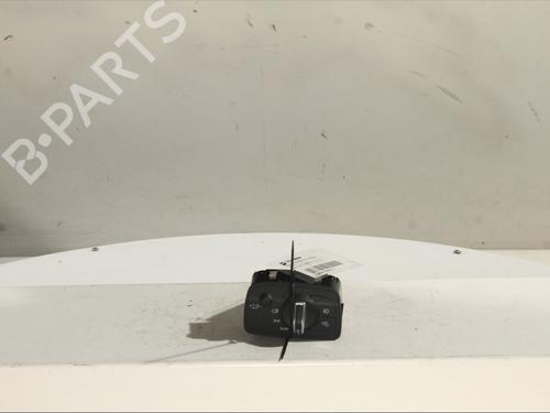 headlight-switch-audi-q2-gab-gag-2016-31795986 main image