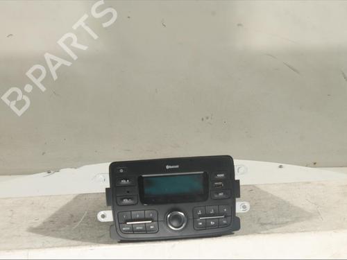 Used Radio Radio DACIA DOKKER MPV (KE_) 1.6 LPG (102 hp) 17834733 17834733