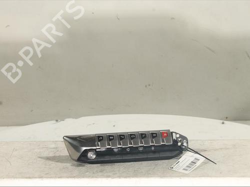 Used Switch PEUGEOT 3008 II SUV (MC_, MR_, MJ_, M4_) 1.5 BlueHDi 130 (131 hp) 24351886