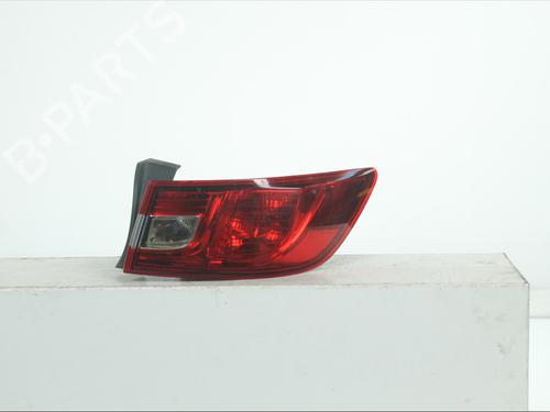 right-taillight-renault-clio-iv-bh_-2012-2013-2014-2015-2016-2017-2018-2019-2020-2021-37226897 main image
