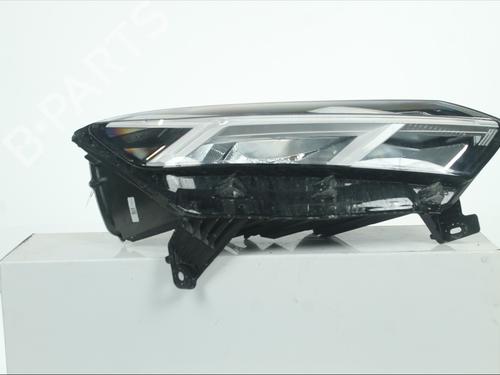 right-headlight-dacia-sandero-iii-2021-34529896 main image