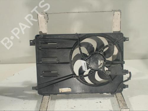 Used Radiator fan Radiator fan VOLVO V40 Hatchback (525) D2 (114 hp) 21185749 21185749