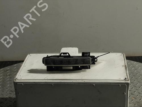 Used Right daytime light Right daytime light PEUGEOT 108 1.2 (82 hp) 12079177 12079177