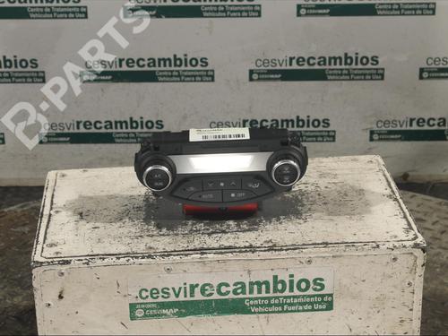 Used Climate control TOYOTA YARIS (_P13_) [2010-2020]  11897593