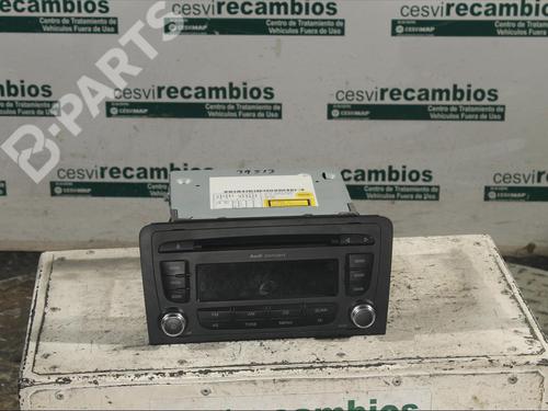 Used Radio AUDI A3 (8P1) [2003-2013]  11979853