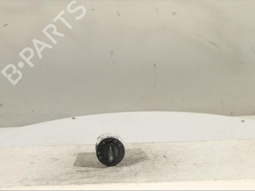 Used Headlight switch Headlight switch VW CRAFTER Van (SY_, SX_) 2.0 TDI FWD (SYB, SYC, SYD) (102 hp) 28488208 28488208