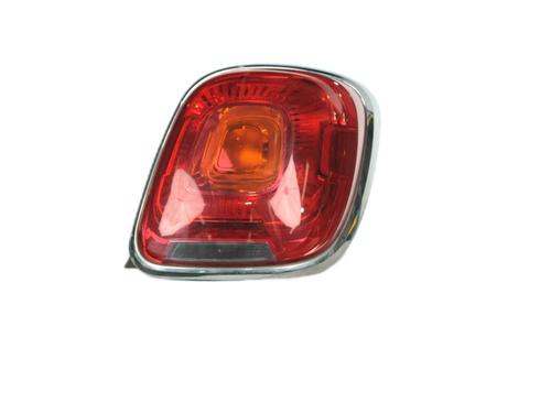 right-taillight-fiat-500x-334_-2014-40274122 main image