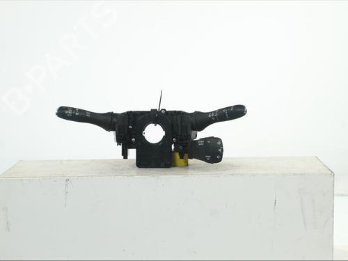 steering-column-stalk-renault-megane-iv-hatchback-b9amn_-2015-37733201 main image