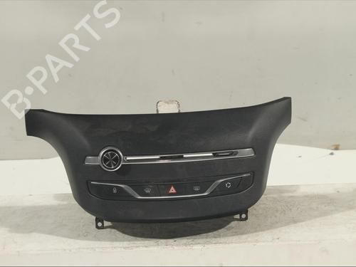 Used Switch Switch PEUGEOT 308 II (LB_, LP_, LW_, LH_, L3_) 1.5 BlueHDi 130 (131 hp) 11908867 11908867