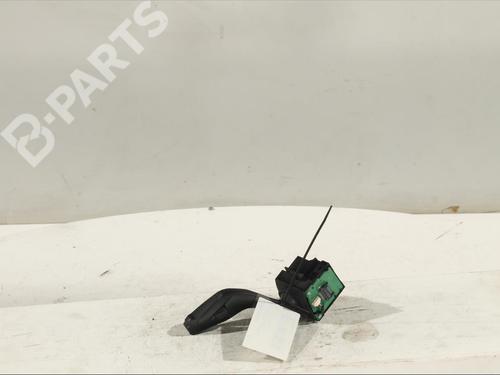 Used Steering column stalk FORD FOCUS III [2010-2020]  11989709