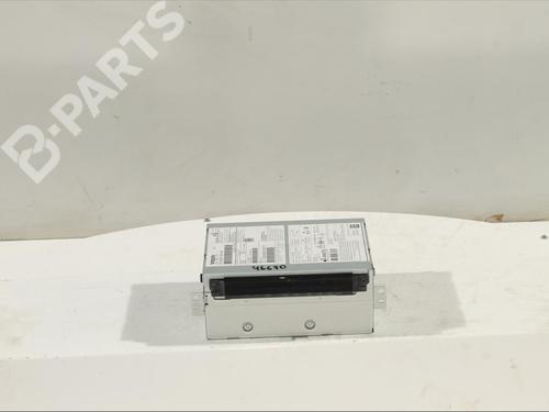 Used Radio VOLVO V40 Hatchback (525) D3 (150 hp) 11982099