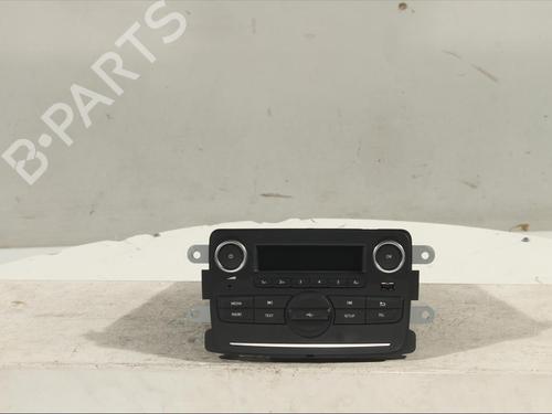 Used Radio Radio DACIA DUSTER (HM_) 1.5 dCi 110 4x4 (HMAB) (109 hp) 11984249 11984249