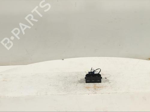 Used Switch Switch PEUGEOT PARTNER Tepee 1.6 BlueHDi 100 (100 hp) 11905249 11905249