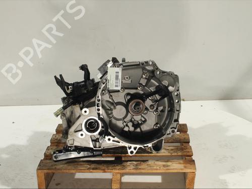 Used Gearbox Gearbox DACIA SANDERO II 1.5 dCi 75 / Blue dCi 75 (B8JW, B8M4, B8AH, B8M7, B8M6) (75 hp) 11907824 11907824