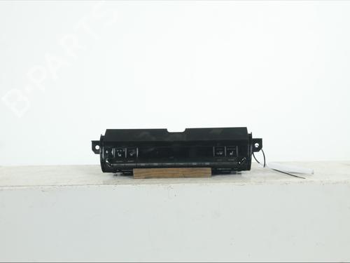climate-control-toyota-c-hr-_x2_-_h2_-2023-37003622 main image