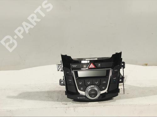 Used Climate control HYUNDAI i30 (GD) 1.4 CRDi (90 hp) 11982450