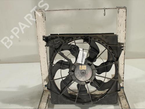 Radiator fan KIA CARENS IV 1.7 CRDi | BP23648302M35 - Image 2