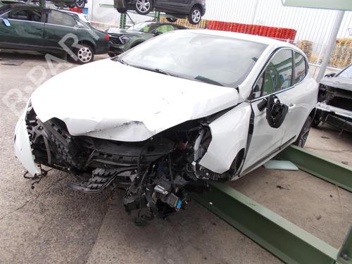 Brugte RENAULT CLIO V (B7_) 1.5 Blue dCi 85 (B7AG) (86 hp) 4327023