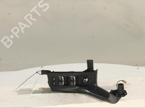 Used Left front window switch Left front window switch AUDI Q3 (8UB, 8UG) 2.0 TDI (150 hp) 27375580 27375580